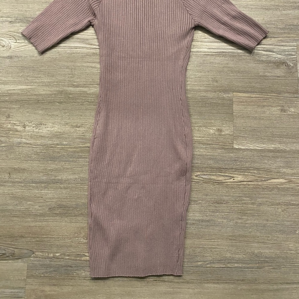 Lavender Ribbed Dress - Picture 6 of 7